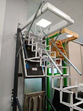 Чердачная лестница Aci Alluminio Fantozziscale Motorizzata Premium 700*1200*2710-3050 Чердачная лестница Aci Alluminio Fantozziscale Motorizzata Premium 700*1200*2710-3050