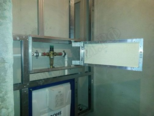 Люк под плитку Нажимной Секрет-Лайт 450*650 Люк под плитку Нажимной Секрет-Лайт 450*650